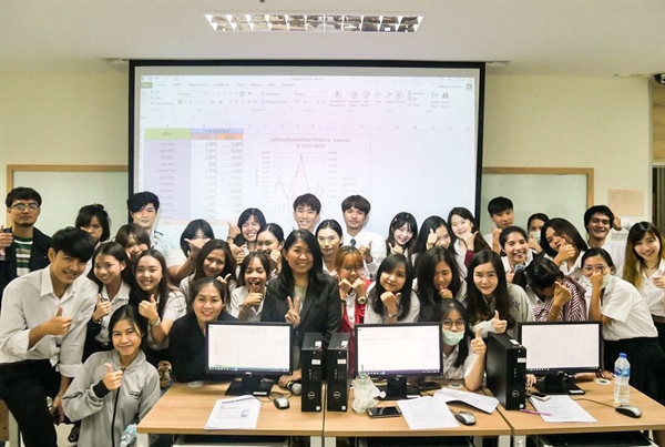 สำนักคอมพิวเตอร์ถ่ายทอดองค์ความรู้ "เทคนิคการใช้ Microsoft Excel"